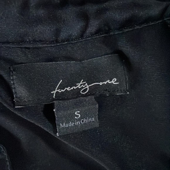 Twenty one - Picture 3 of 3